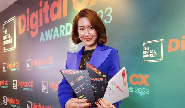 มันนิกซ์พาแอปฟินนิกซ์คว้า 3 รางวัลระดับโลกจากเวที The Digital CX Awards 2023 ตอกย้ำผู้นำแอปสินเชื่อดิจิทัล ทะยานสู่ยอดปล่อยสินเชื่อรวม 2.5 หมื่นล้านปีนี้