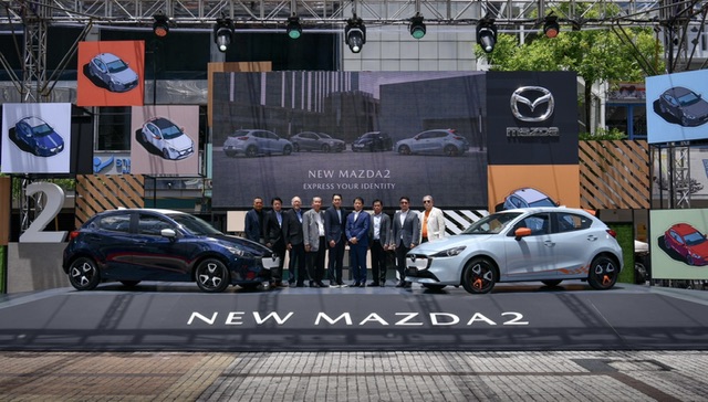 มาสด้าเปิดตัว NEW MAZDA2 แรงสนั่นลั่นสยามสแควร์